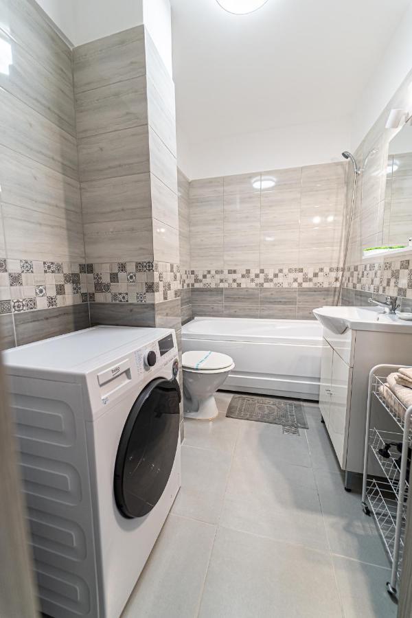 Apartament Delux Bacău Екстериор снимка